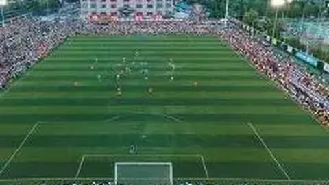 沪港之战：浦和红钻对战上港直播路径揭晓，回顾交锋历史及实力较量