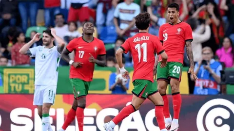 《揭秘职业联赛还债风云！公示名单公示后，审核关竟成准入新挑战》